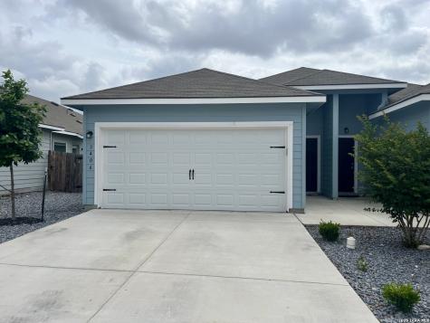 3406 Lindsay Lane Seguin TX 78155