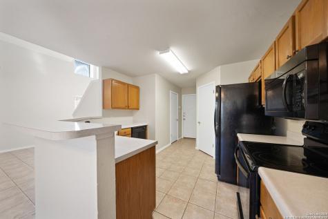 9311 Gillcross San Antonio TX 78250