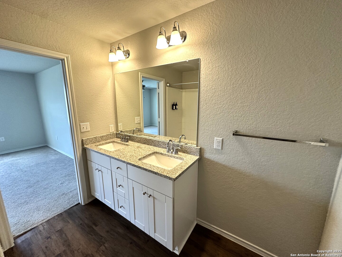 6735 Freedom Hills San Antonio TX 78242
