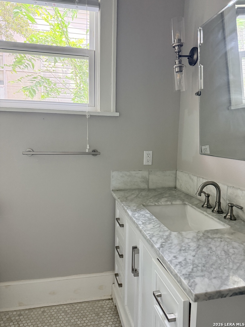 134 Corona San Antonio TX 78209