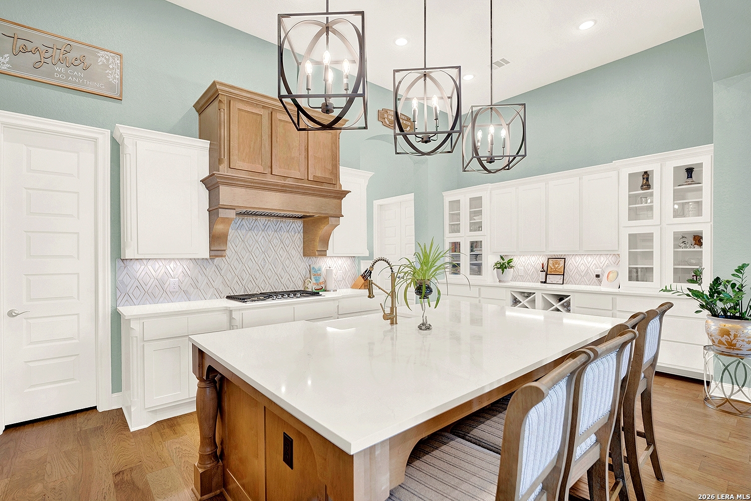 6826 Hallie Schertz TX 78154