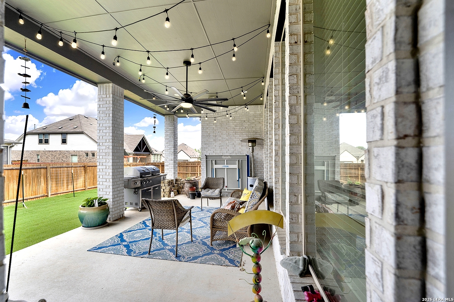 6826 Hallie Schertz TX 78154