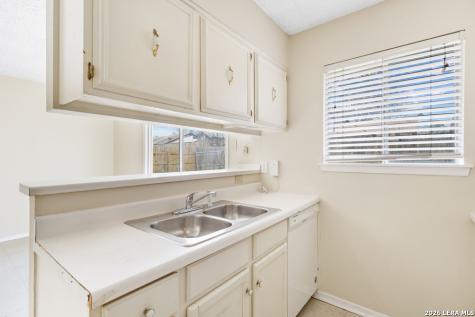 4718 Casa Oro Street San Antonio TX 78233
