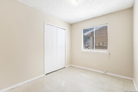 4718 Casa Oro Street San Antonio TX 78233