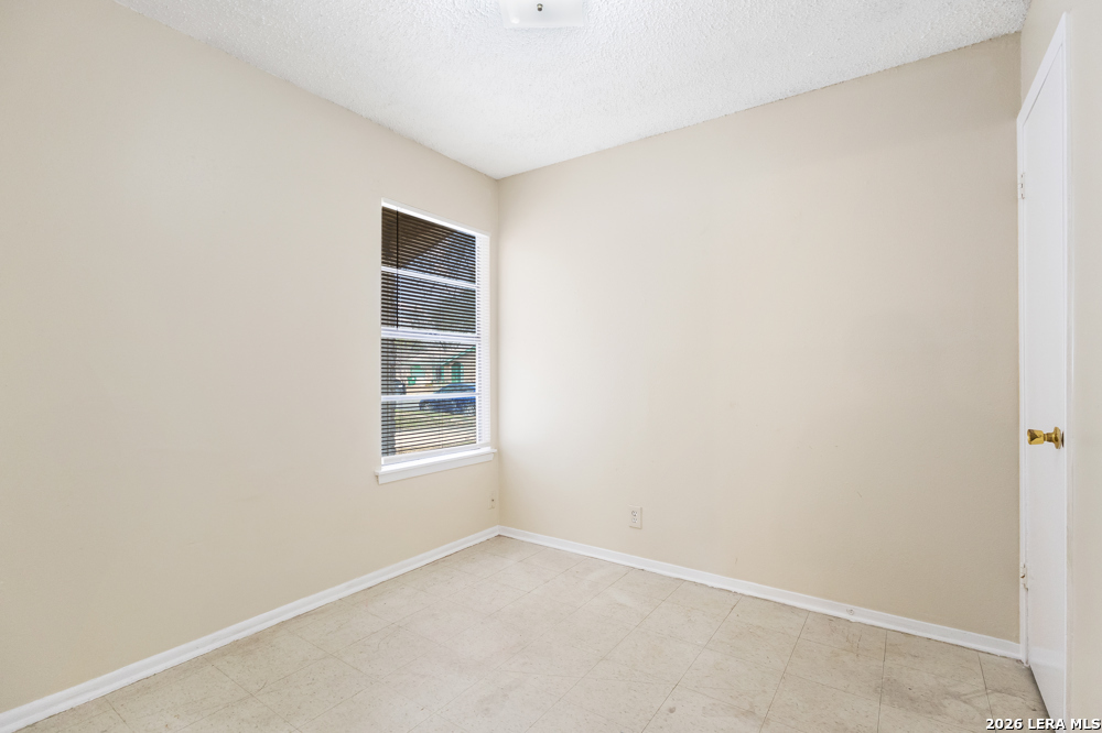 4718 Casa Oro Street San Antonio TX 78233