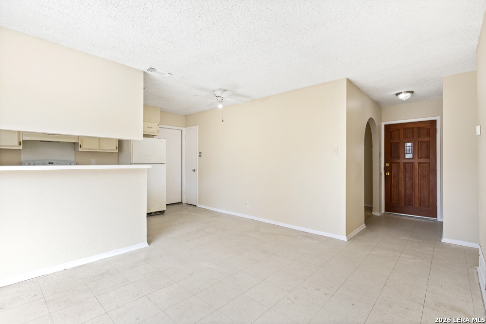 4718 Casa Oro Street San Antonio TX 78233