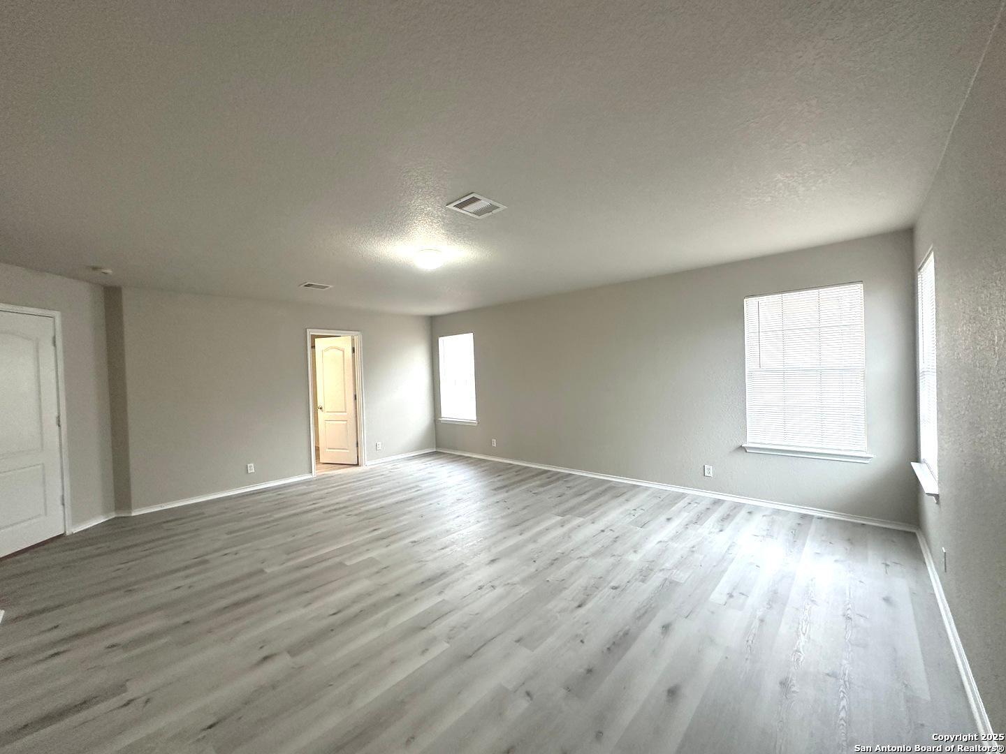 10619 Barbwire Pass San Antonio TX 78254