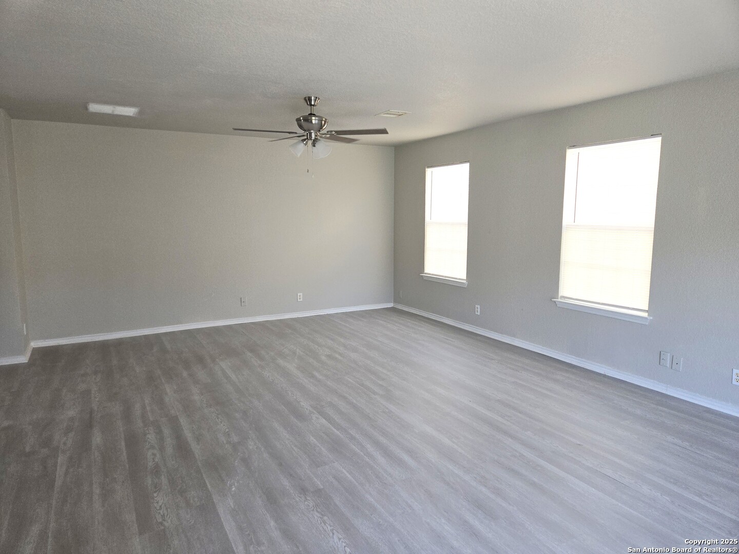 10619 Barbwire Pass San Antonio TX 78254