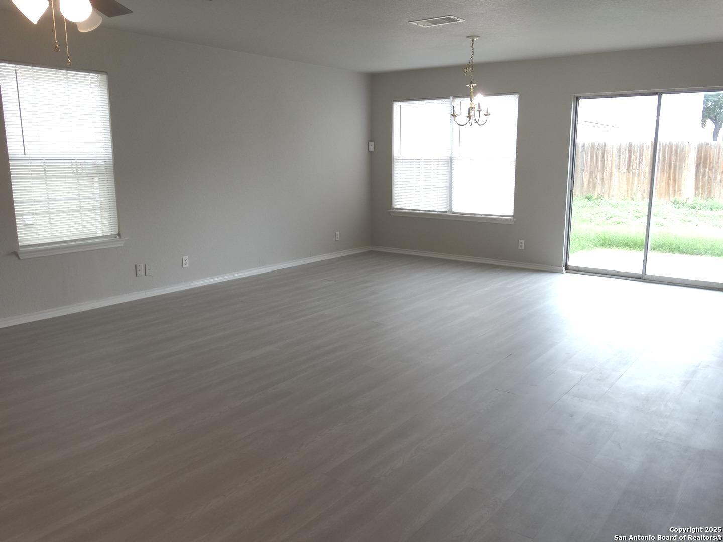 10619 Barbwire Pass San Antonio TX 78254