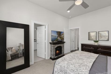 5843 Whitby San Antonio TX 78240