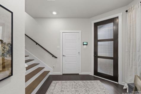 5843 Whitby San Antonio TX 78240