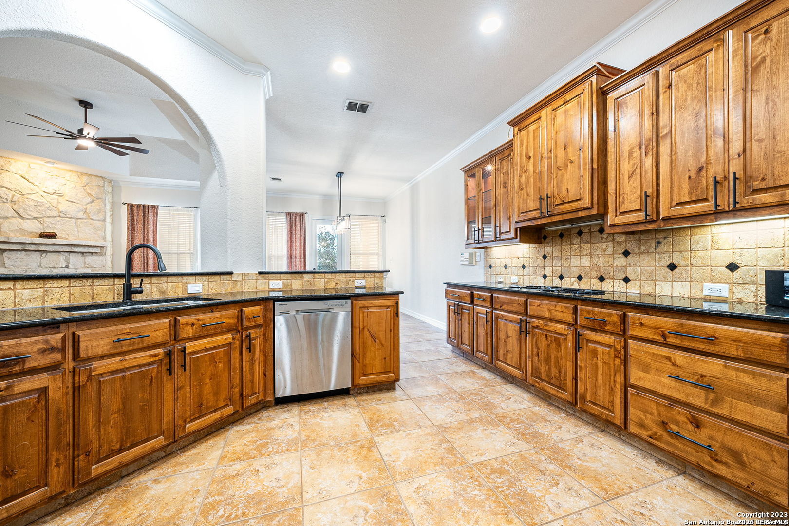 16014 Huebner Bluff San Antonio TX 78248