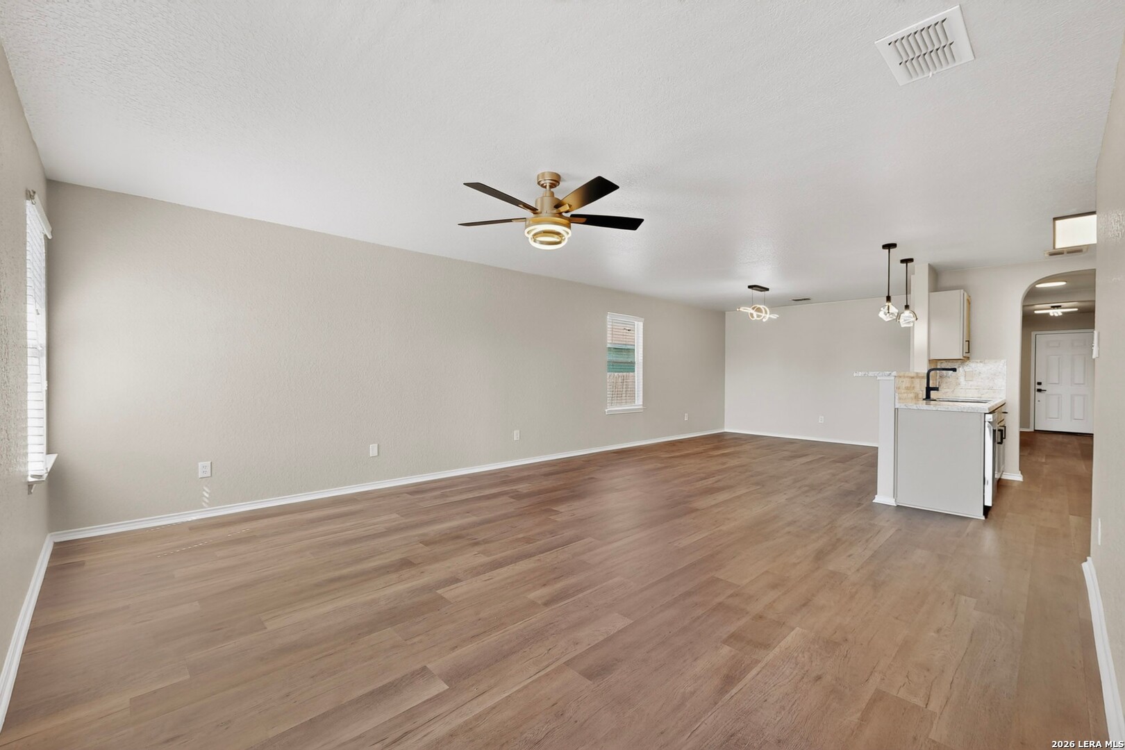 2614 Brighton Park Converse TX 78109