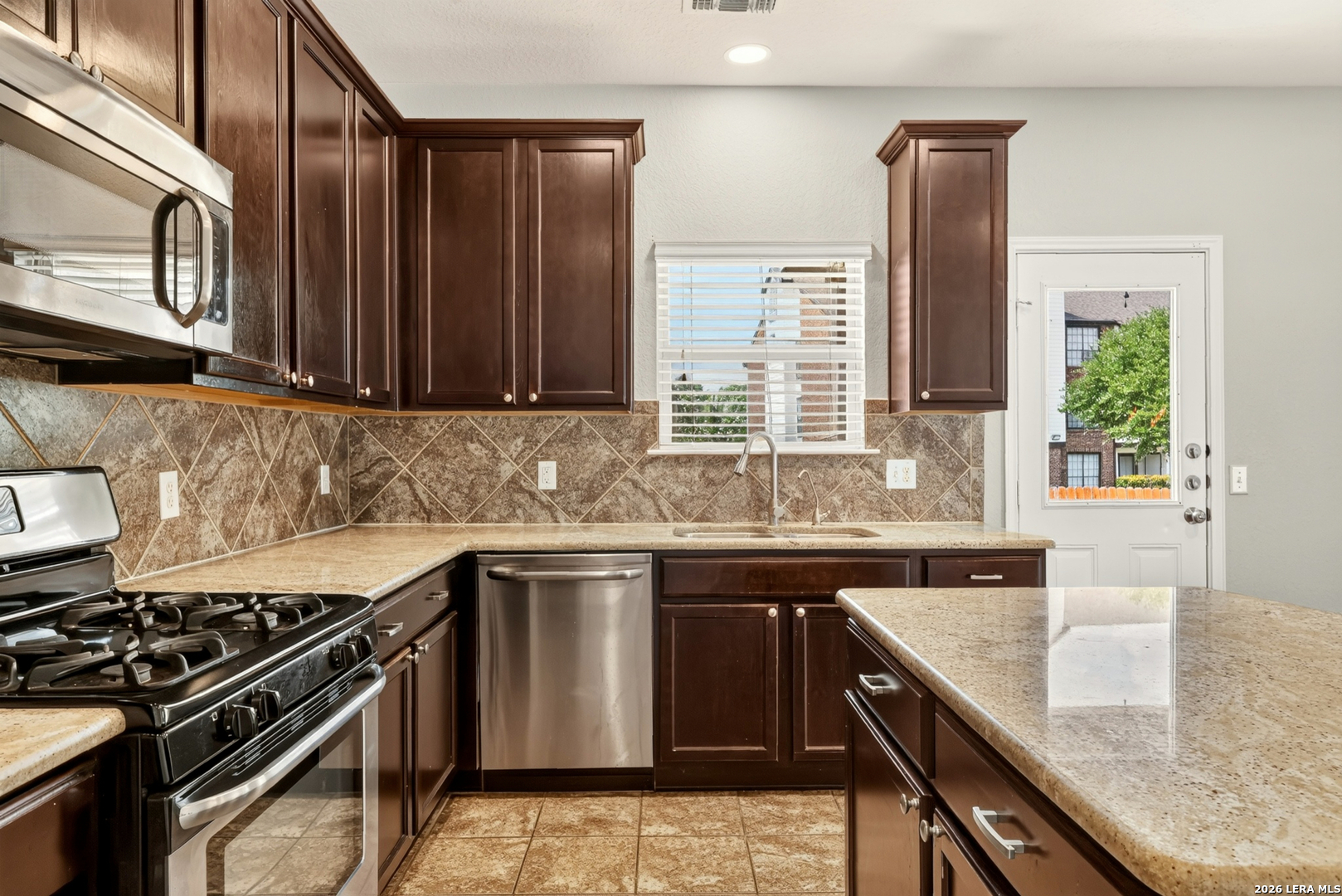 8726 Atwater Creek San Antonio TX 78245