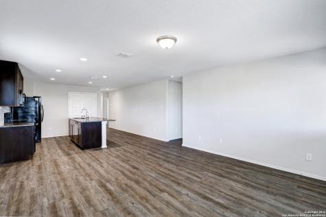 6023 Macdona Ridge San Antonio TX 78252
