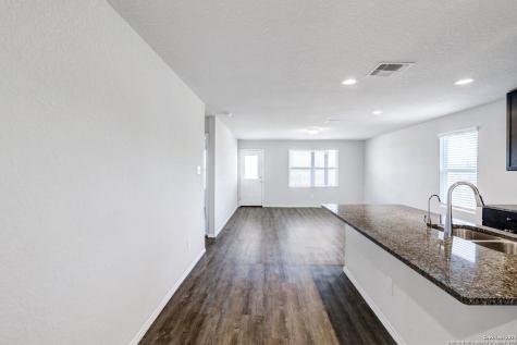 6023 Macdona Ridge San Antonio TX 78252