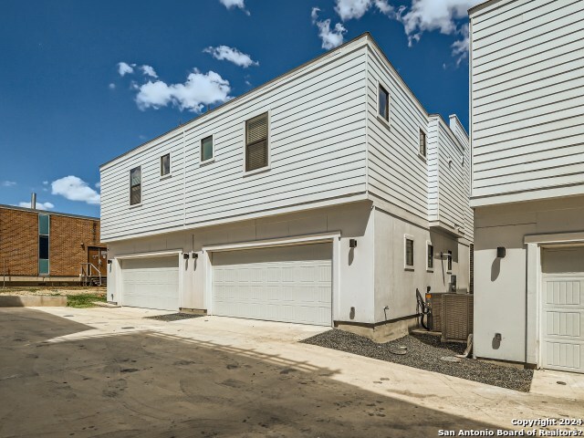 7905 Southlake Pass San Antonio TX 78235