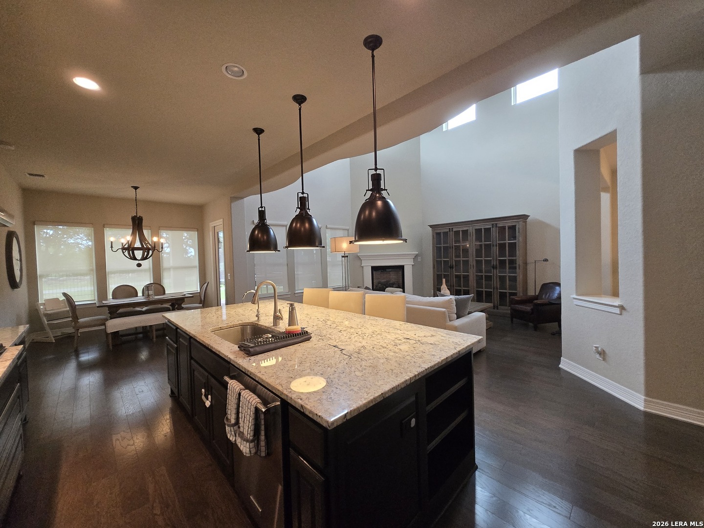 1215 Via SE Villa San Antonio TX 78260