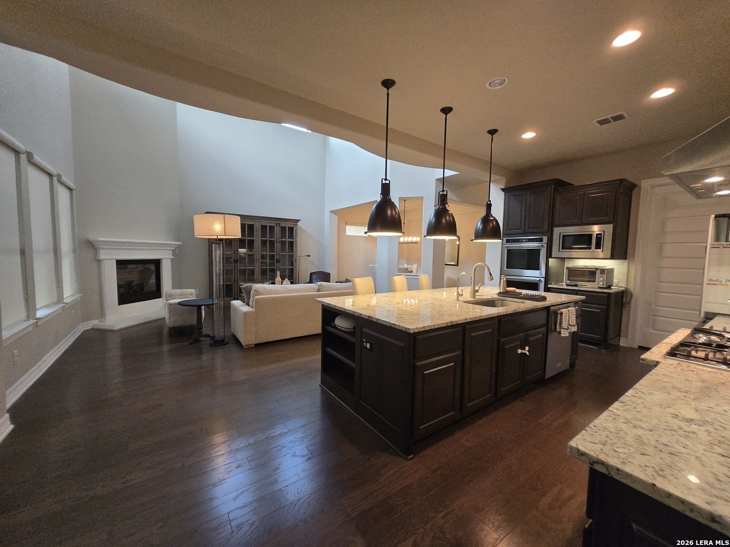 1215 Via SE Villa San Antonio TX 78260
