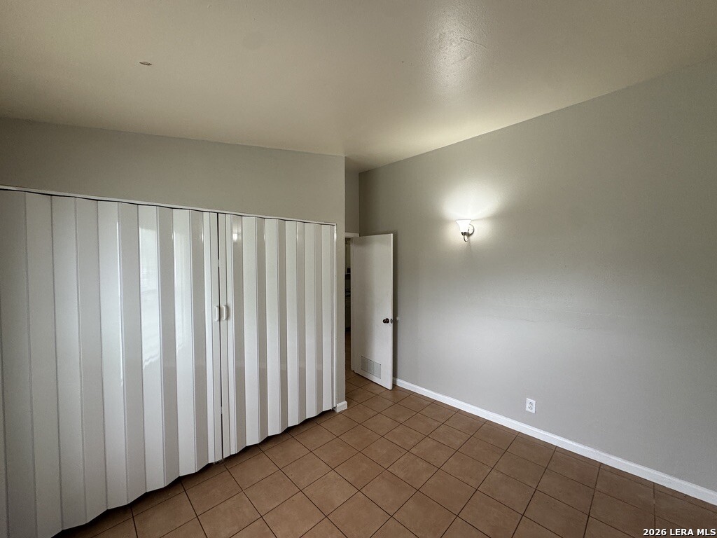 6106 Cedar Valley San Antonio TX 78242