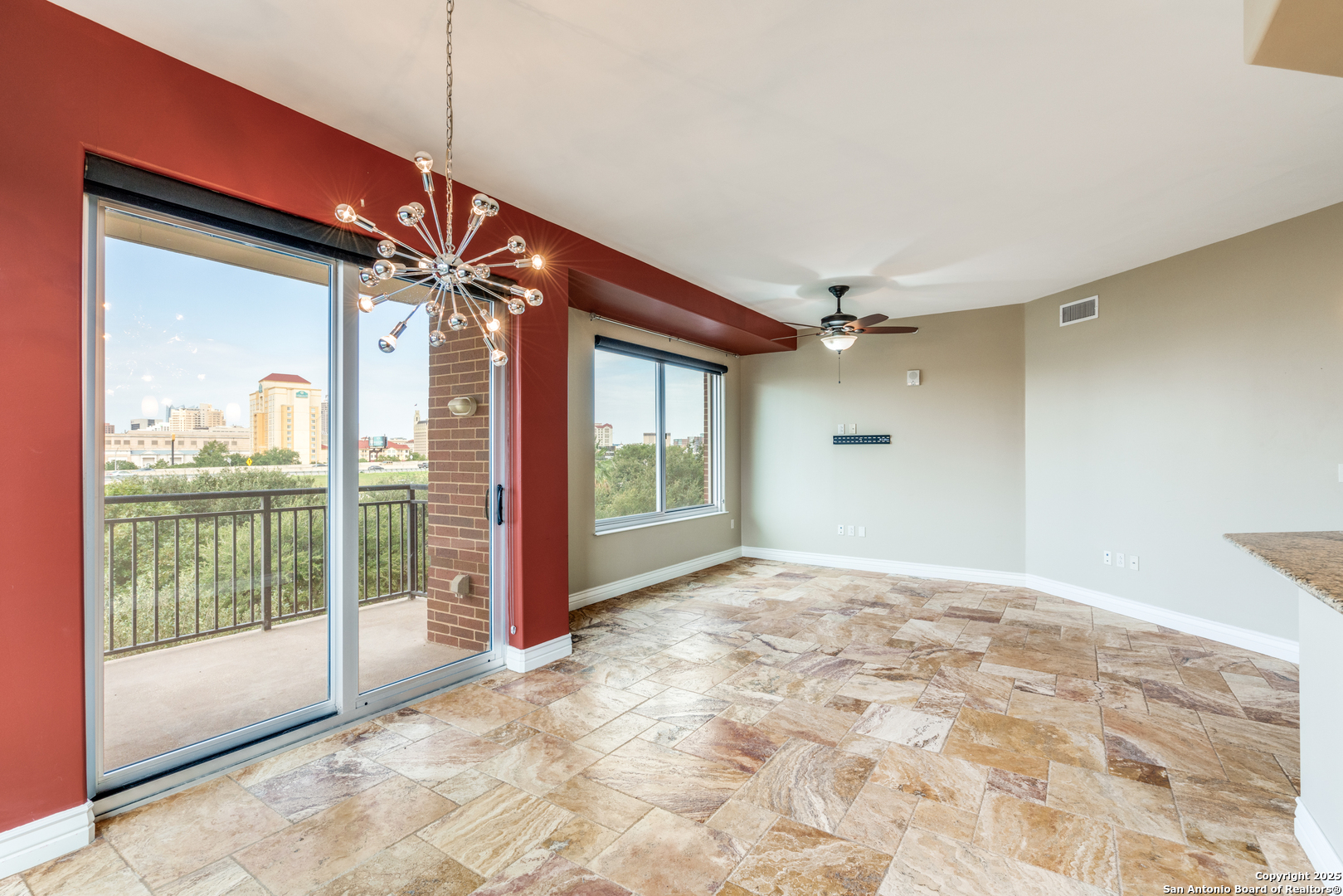 215 N Center Street San Antonio TX 78202