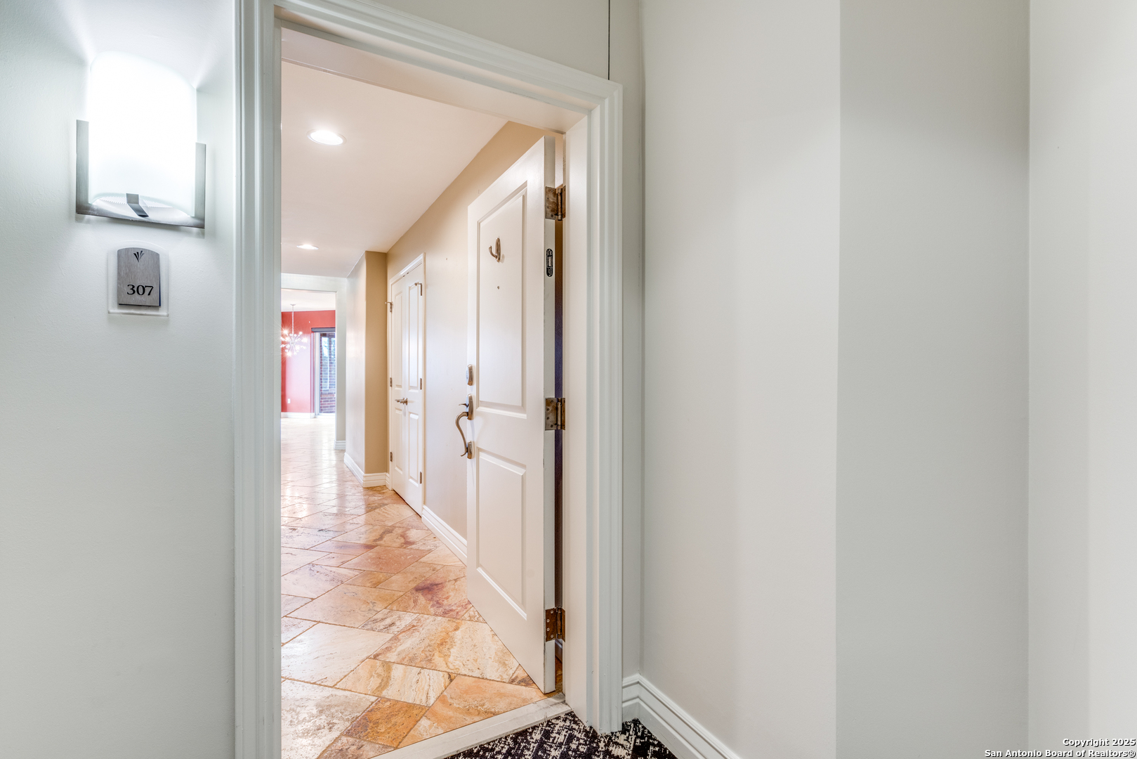 215 N Center Street San Antonio TX 78202