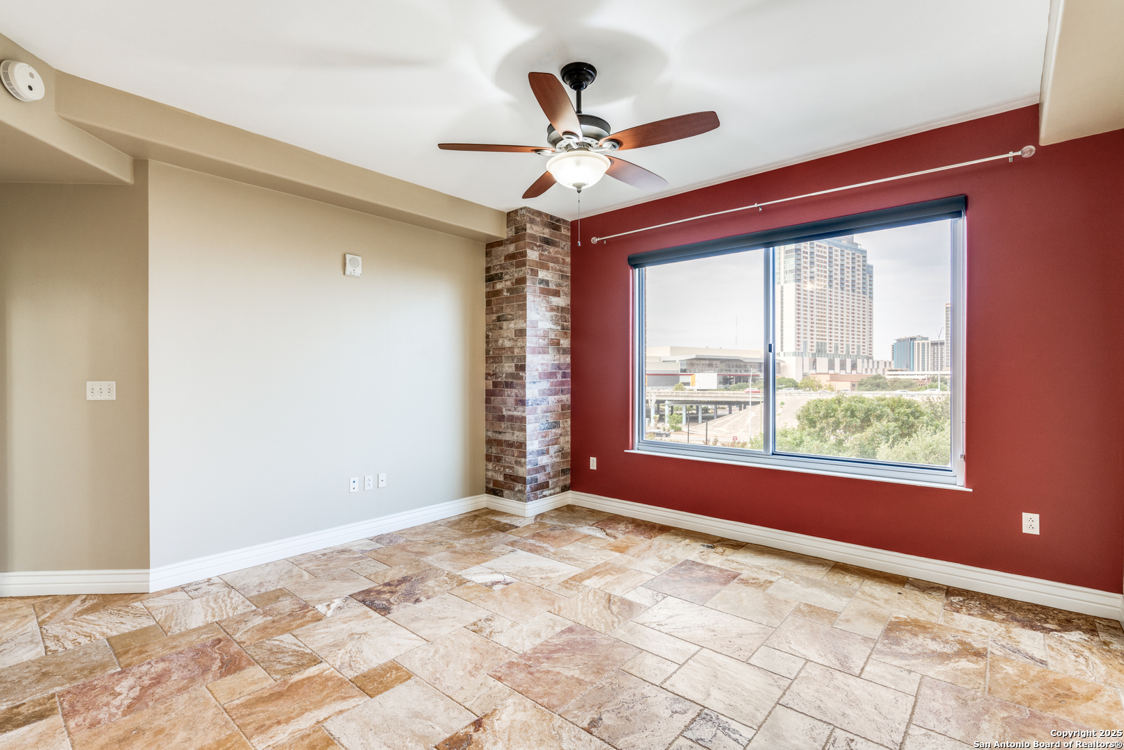 215 N Center Street San Antonio TX 78202