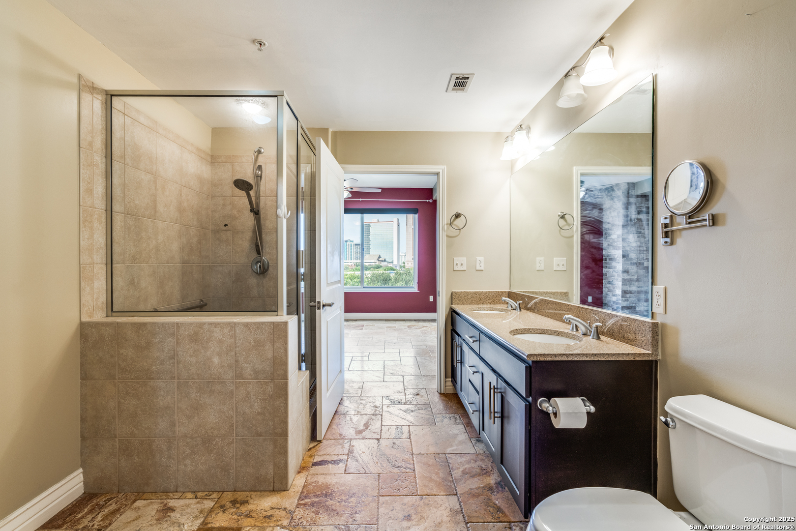 215 N Center Street San Antonio TX 78202