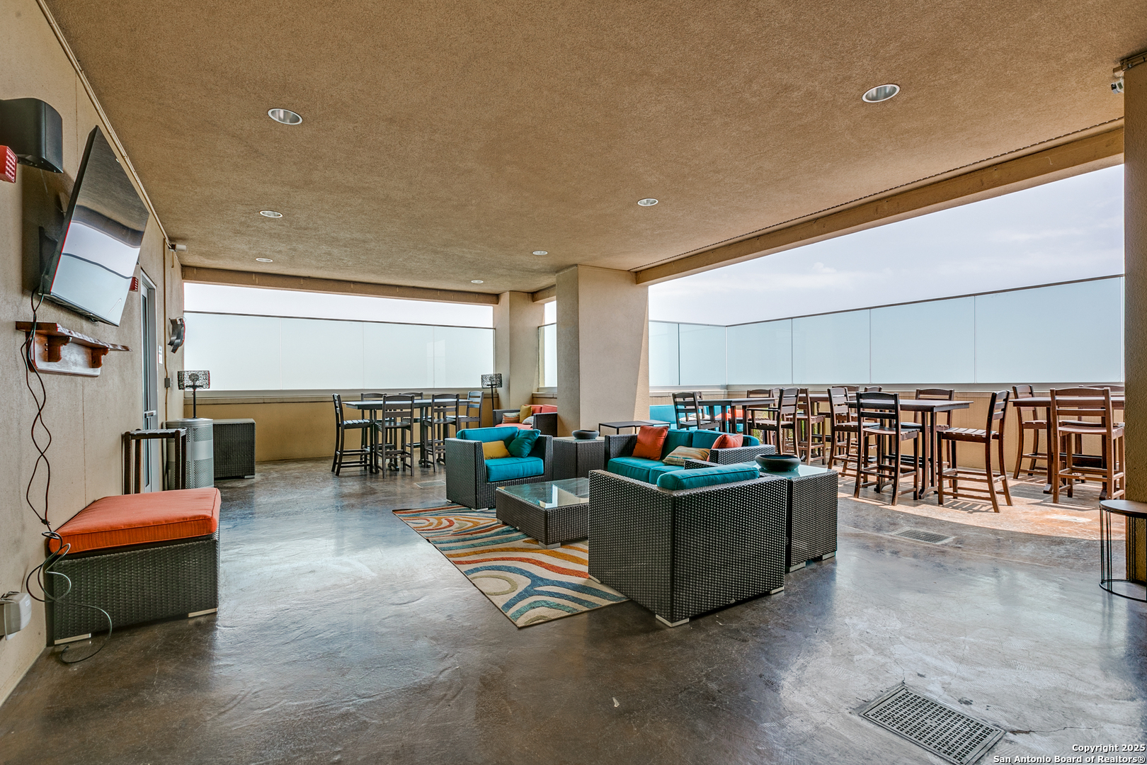 215 N Center Street San Antonio TX 78202