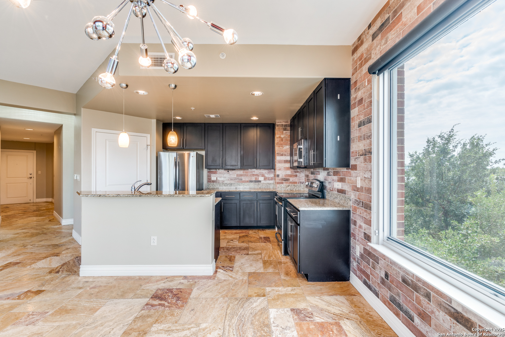 215 N Center Street San Antonio TX 78202