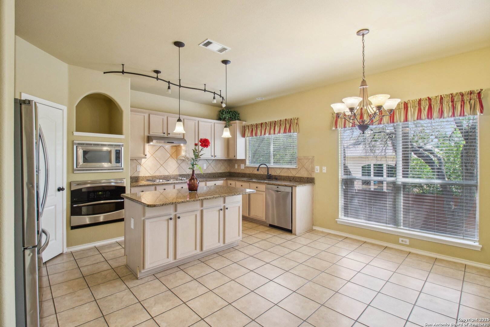 606 Mesa Lane San Antonio TX 78258