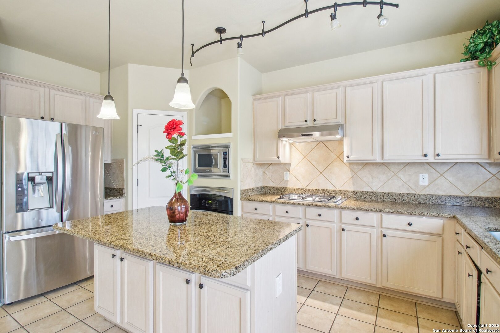 606 Mesa Lane San Antonio TX 78258