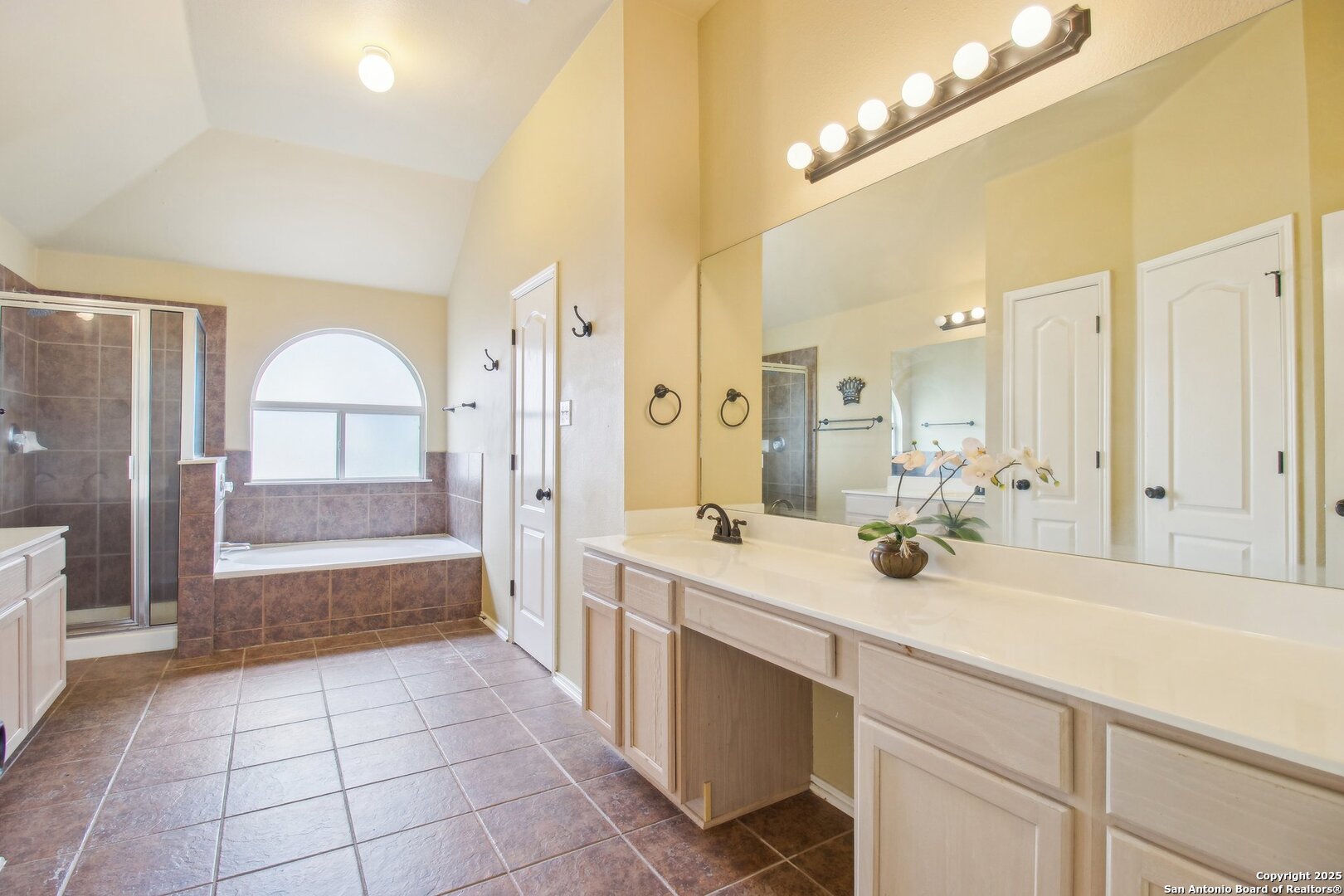 606 Mesa Lane San Antonio TX 78258
