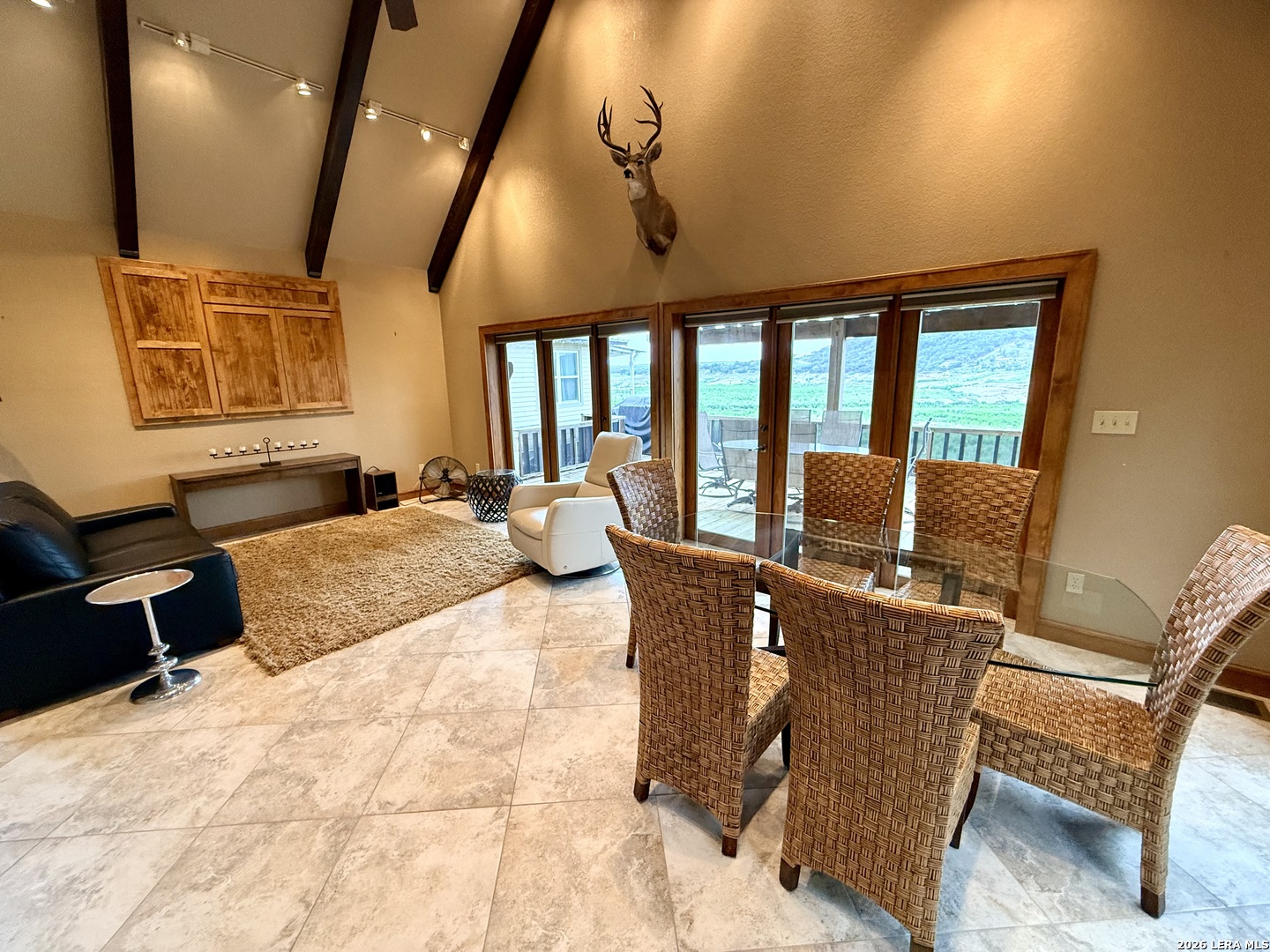 1923 Pebble Beach Road Lakehills TX 78063