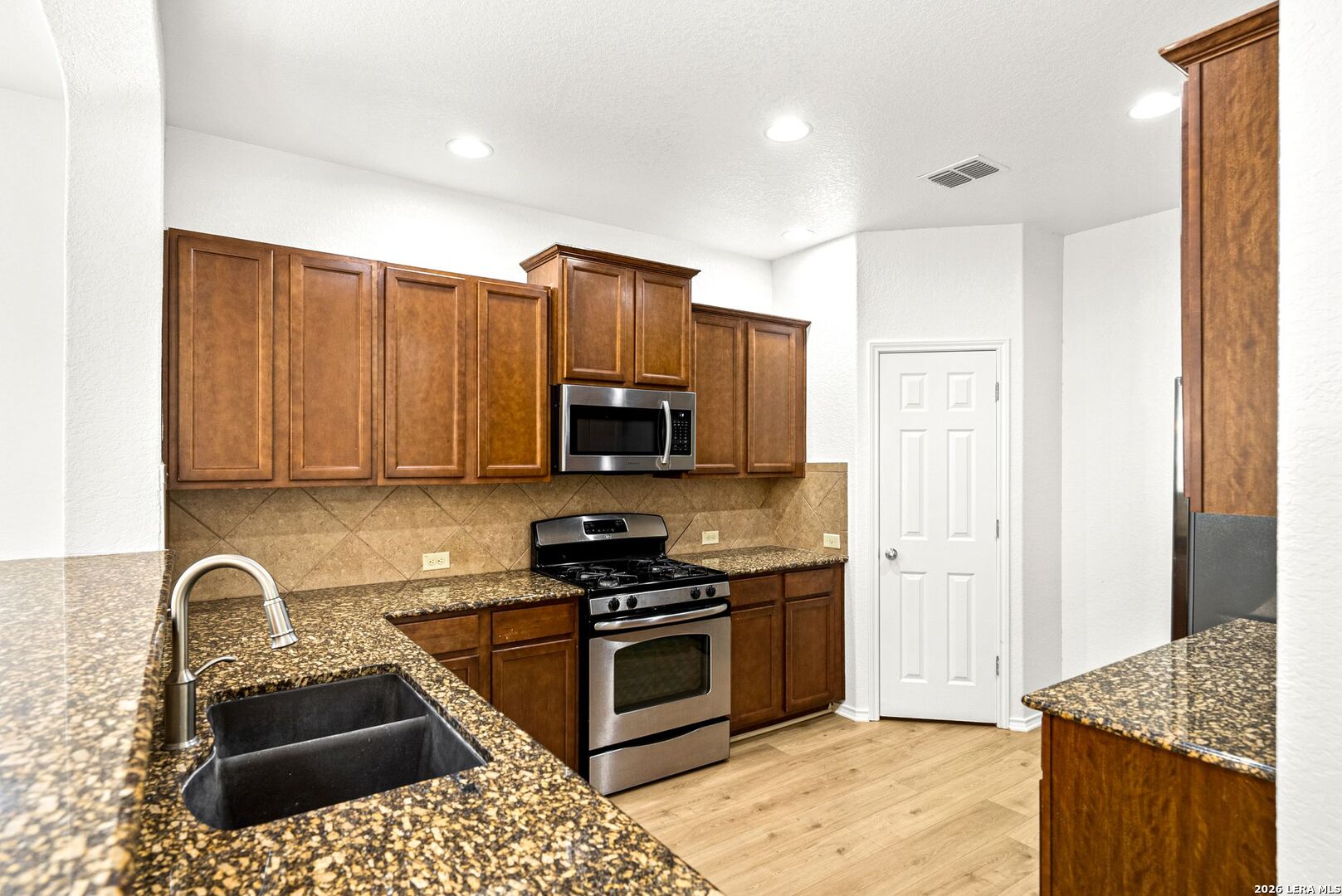 13515 Ashmont Terrace Live Oak TX 78233
