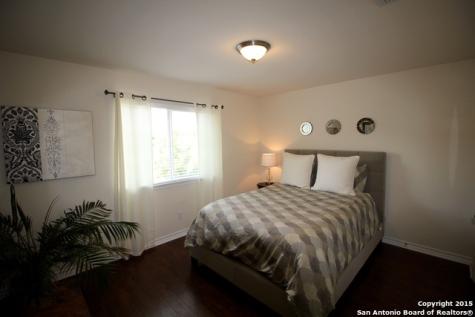 1151 Pinnacle Falls San Antonio TX 78260