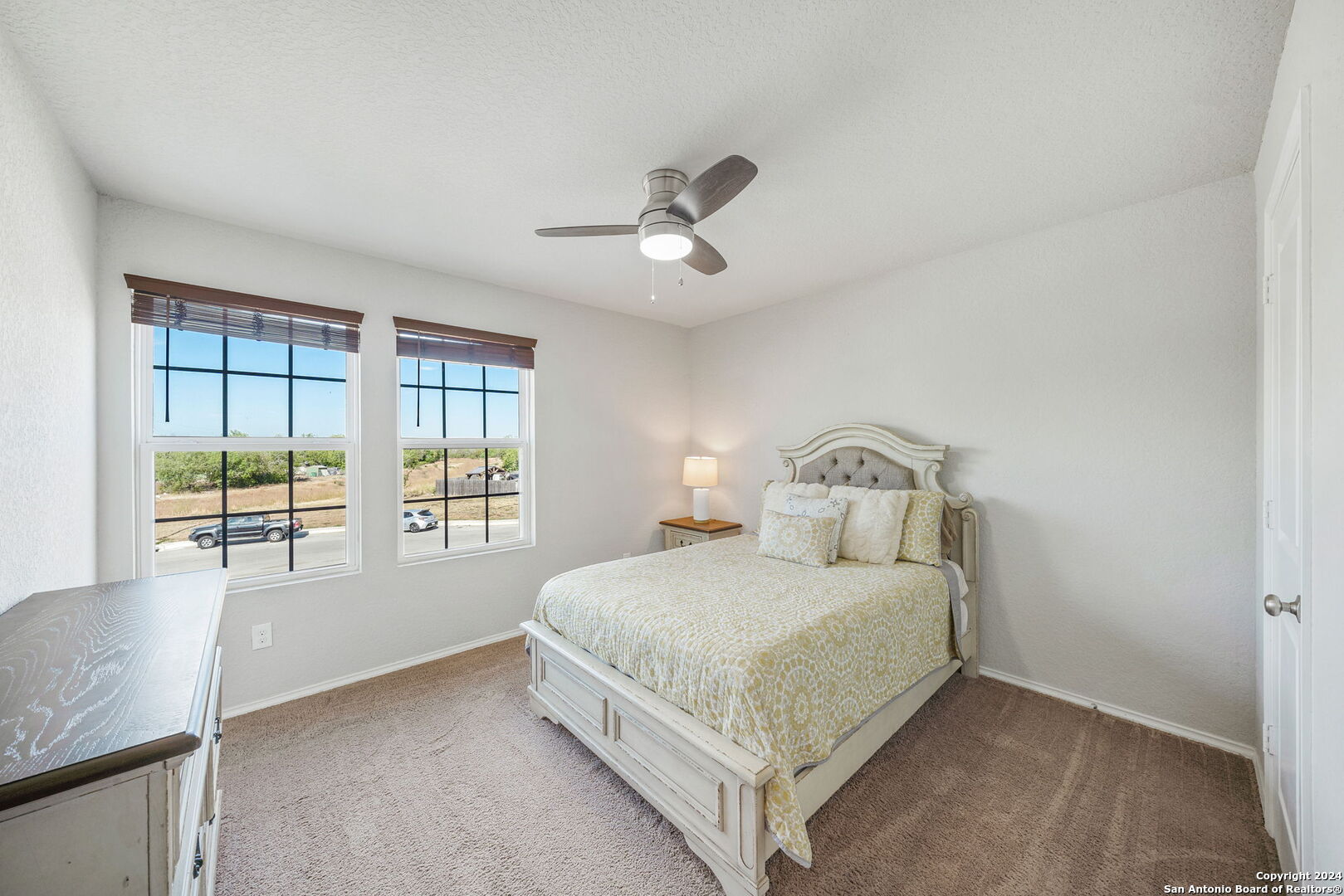 7058 Dominic Valley San Antonio TX 78242