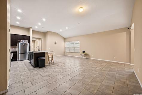 8311 Prickly Oak San Antonio TX 78223