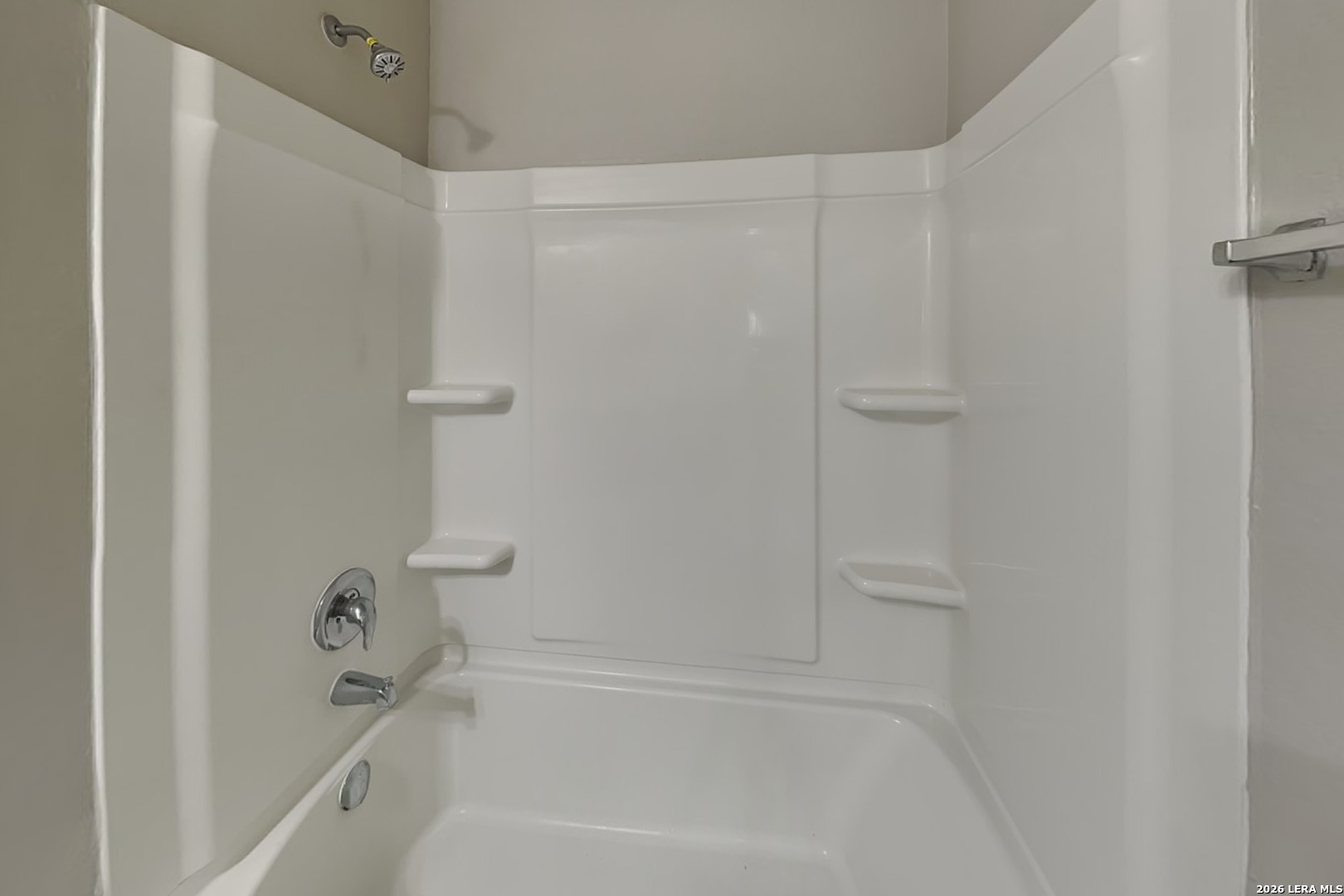 5306 Everett Loop Converse TX 78109