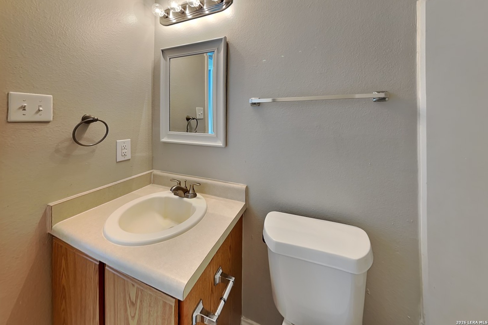 7010 Flint View San Antonio TX 78244