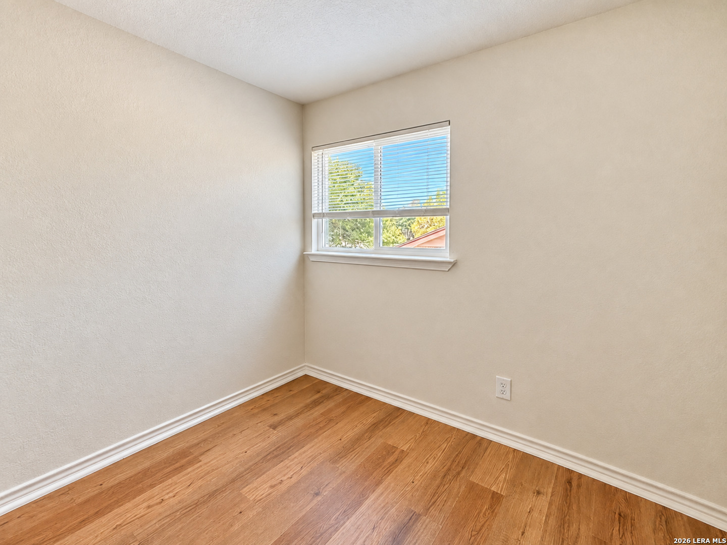 8802 New World San Antonio TX 78239