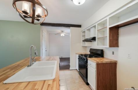 13538 Bret Harte Street San Antonio TX 78217