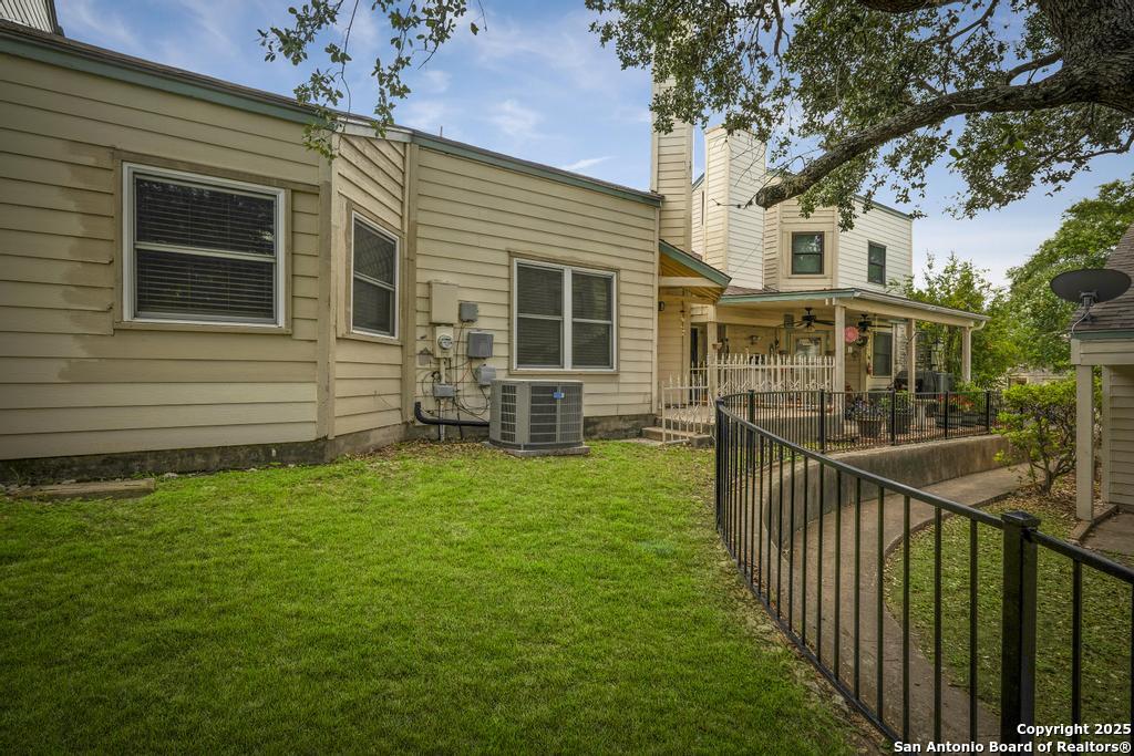 8421 Echo Creek Lane San Antonio TX 78240