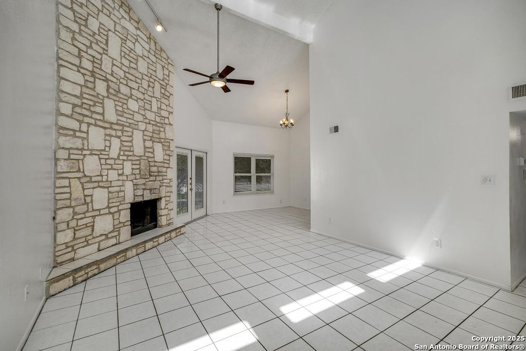 8421 Echo Creek Lane San Antonio TX 78240