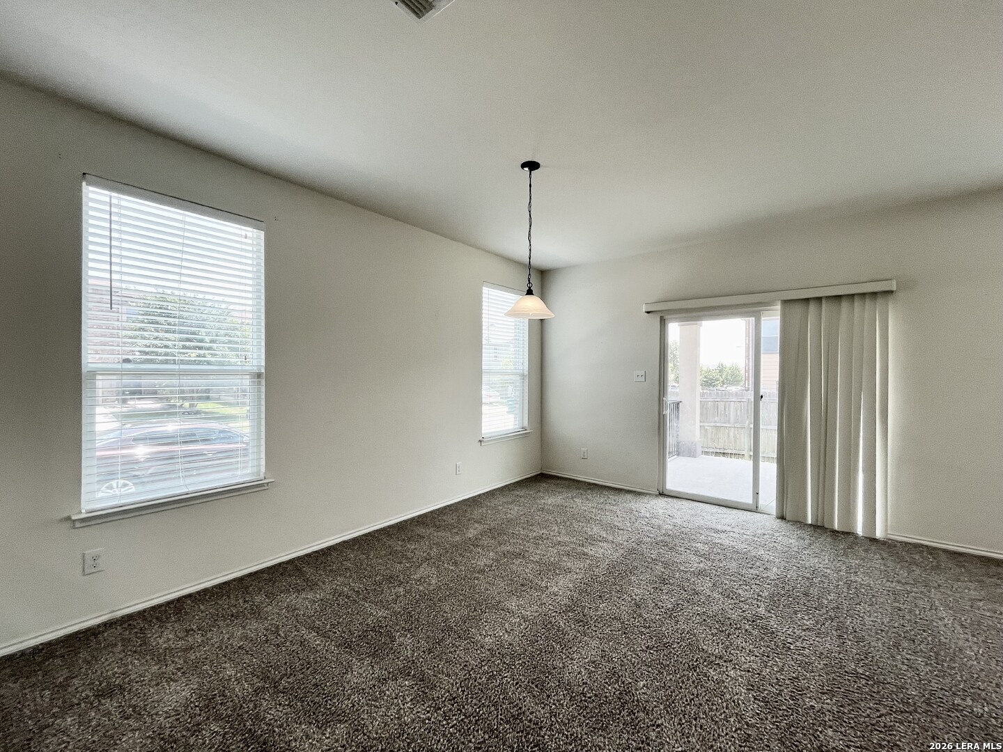 401 Ruby Ritz Universal City TX 78148