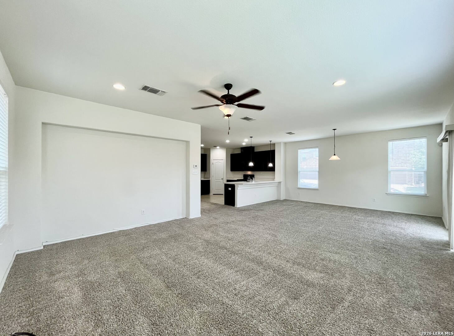 401 Ruby Ritz Universal City TX 78148