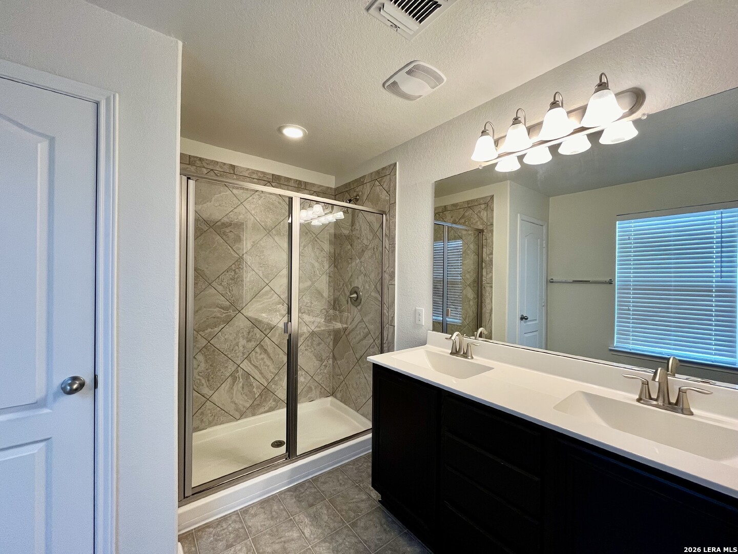 401 Ruby Ritz Universal City TX 78148