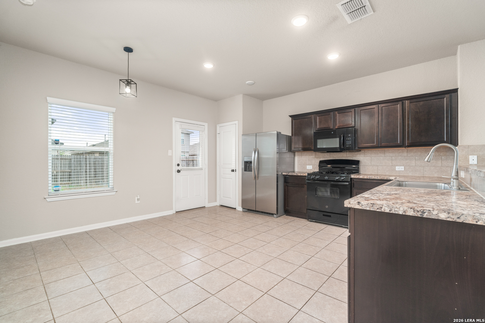 7911 Deepwell Drive San Antonio TX 78254