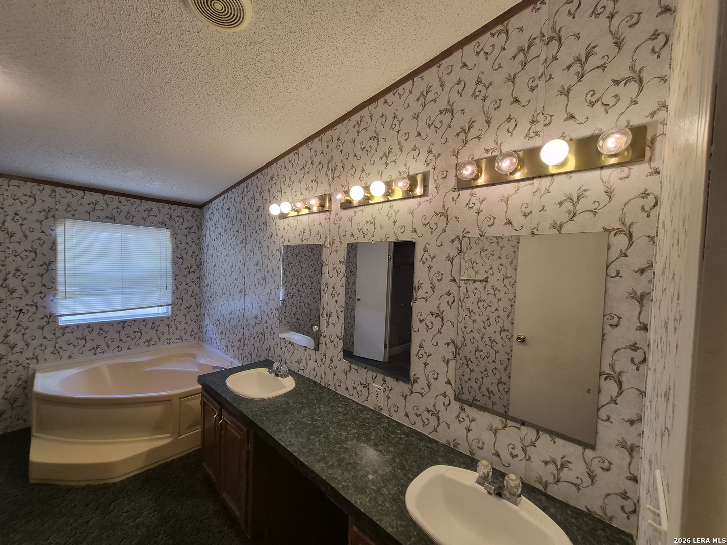 7500 Paradise Road San Antonio TX 78244