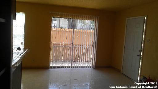 5806 Shadow Glen San Antonio TX 78240